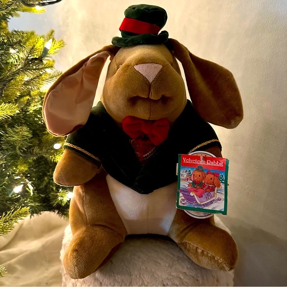 Vintage Velveteen Rabbit Plush Boy 1985 with original tags - Picture 1 of 5